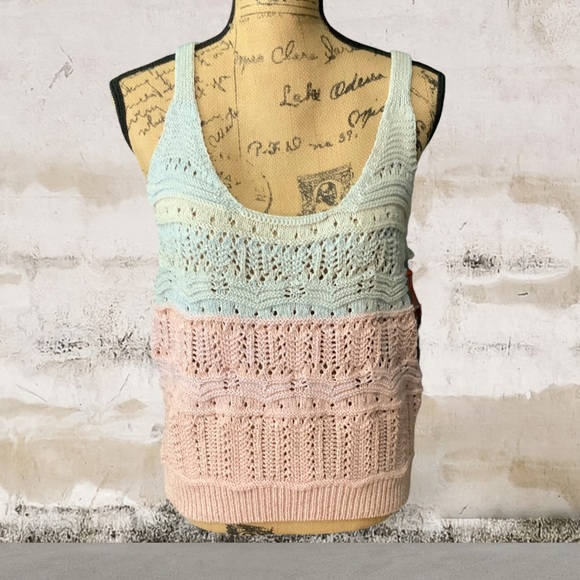 NWT Black Tape_ Ombré Crochet Boho Top Size XLP - Picture 3 of 11